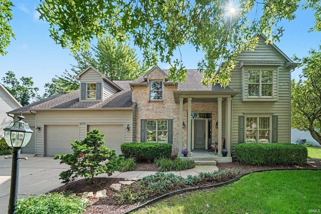 Photo of 54720 Beaver Creek Trail, Mishawaka, IN 46545 (MLS # 202633896)