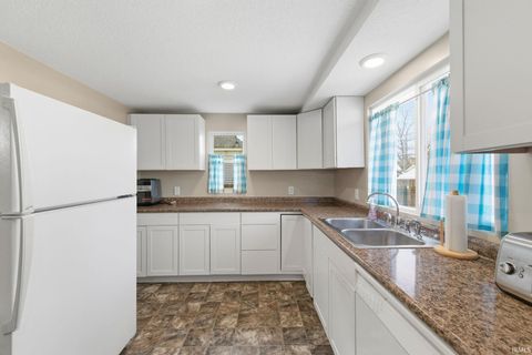 Tiny photo for 520 W 2nd Street, Peru, IN 46970 (MLS # 202602662)