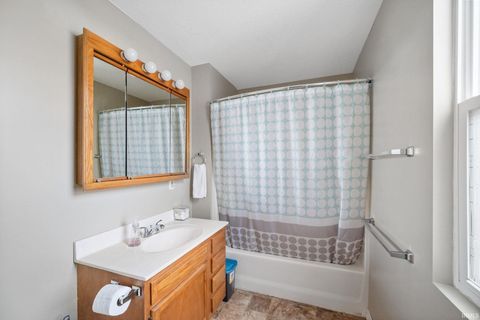 Tiny photo for 520 W 2nd Street, Peru, IN 46970 (MLS # 202602662)