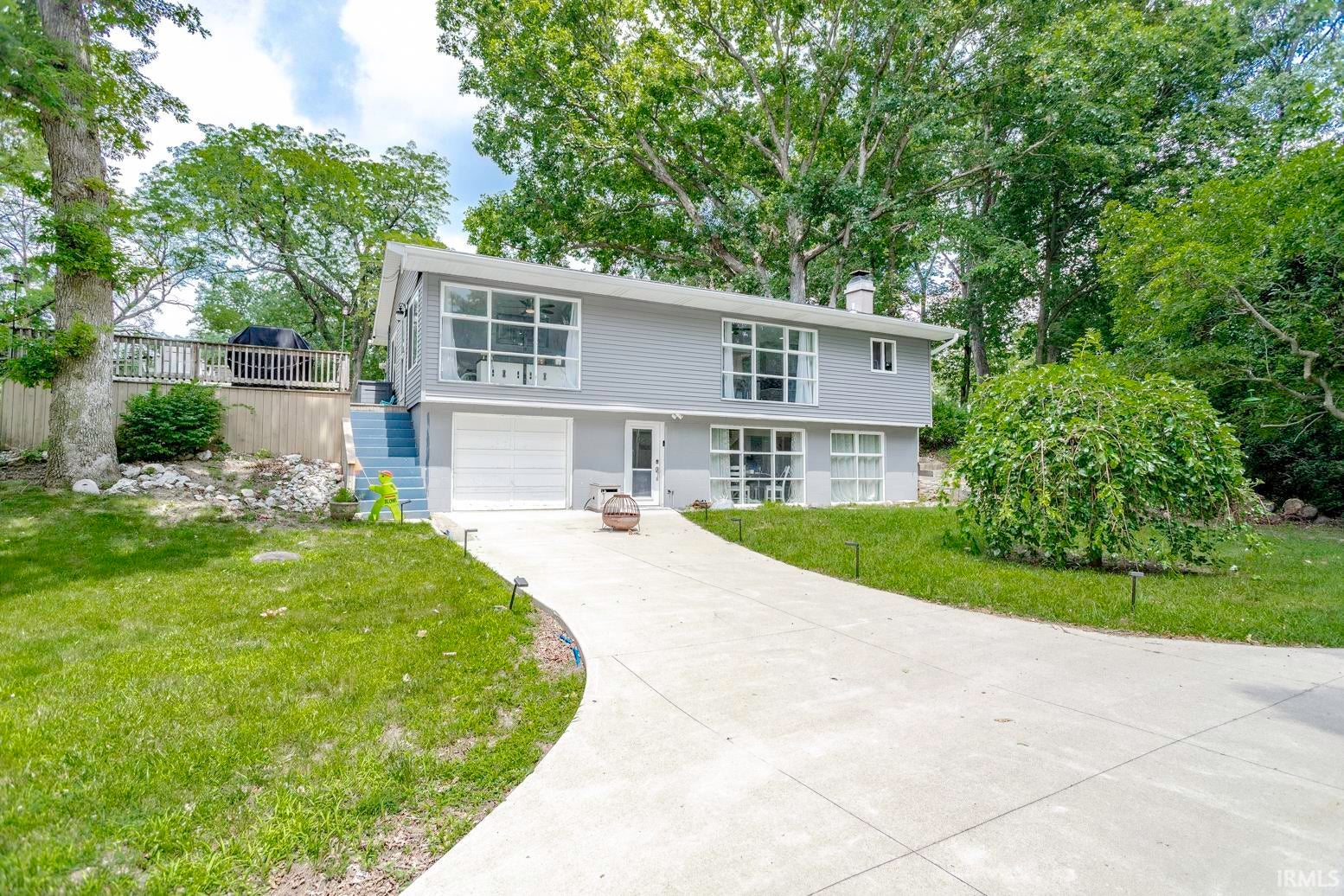 2232 N Norway Trail