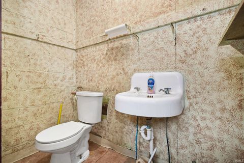 Tiny photo for 70 N Payson Street, Denver, IN 46926 (MLS # 202608656)