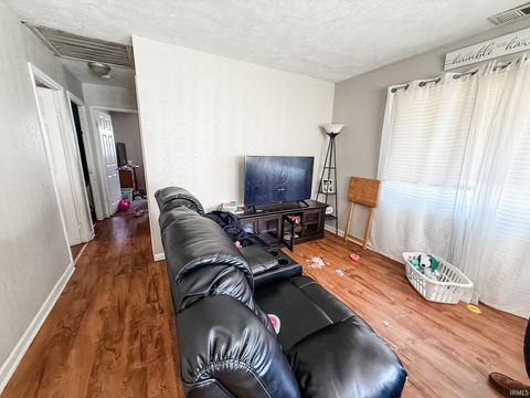Tiny photo for 1025 N Korby Street, Kokomo, IN 46901 (MLS # 202617295)