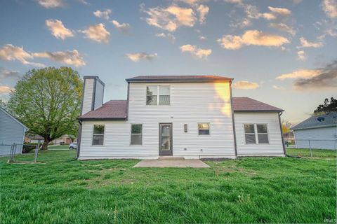 Tiny photo for 812 Woodmere Drive, Lafayette, IN 47905 (MLS # 202613657)