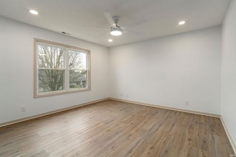 Tiny photo for 812 Woodmere Drive, Lafayette, IN 47905 (MLS # 202613657)