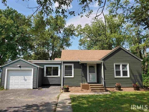 Photo of 5399 E State Road 45 Highway, Bloomington, IN 47408 (MLS # 202636981)