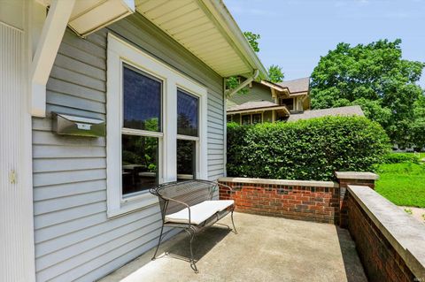 Tiny photo for 820 Shawnee Avenue, Lafayette, IN 47905 (MLS # 202622831)