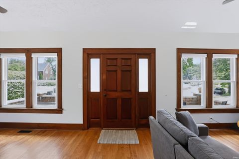 Tiny photo for 820 Shawnee Avenue, Lafayette, IN 47905 (MLS # 202622831)