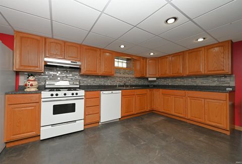 Tiny photo for 5110 W 400 N., Winamac, IN 46996 (MLS # 202613690)