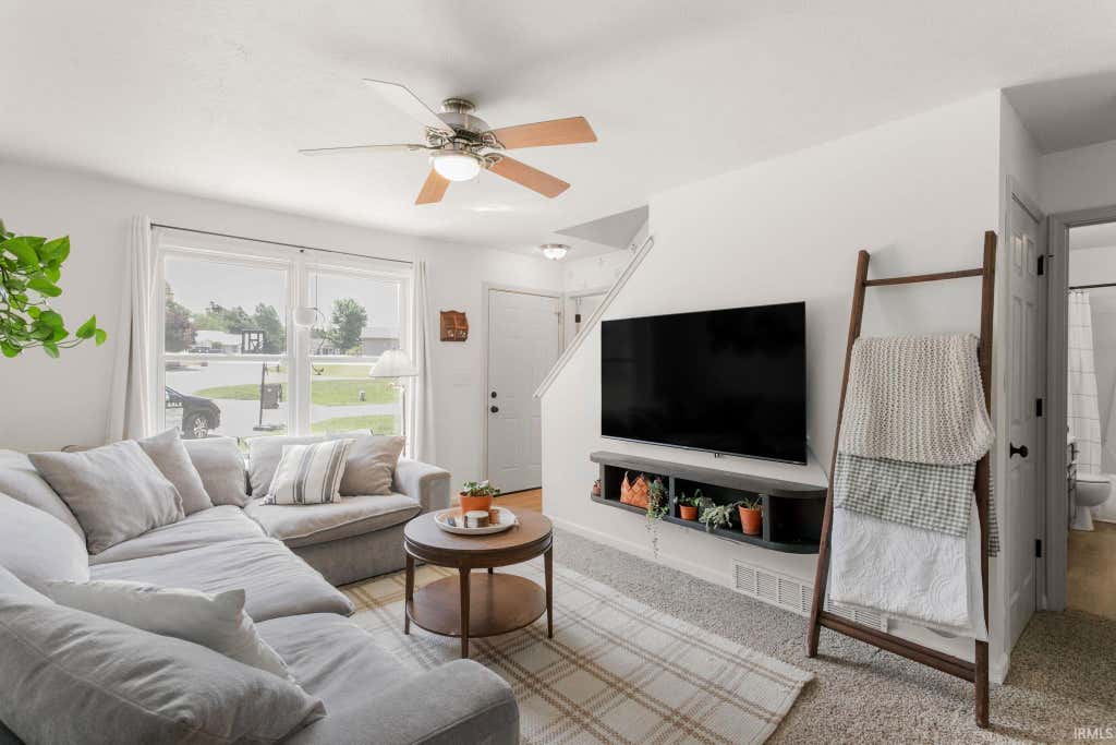 Photo of 509 Morningstar Court, Middlebury, IN 46540 (MLS # 202622782)