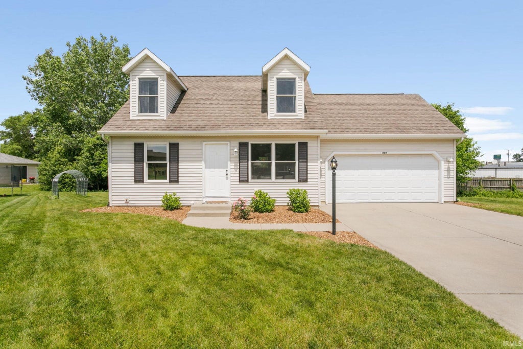 Photo of 509 Morningstar Court, Middlebury, IN 46540 (MLS # 202622782)