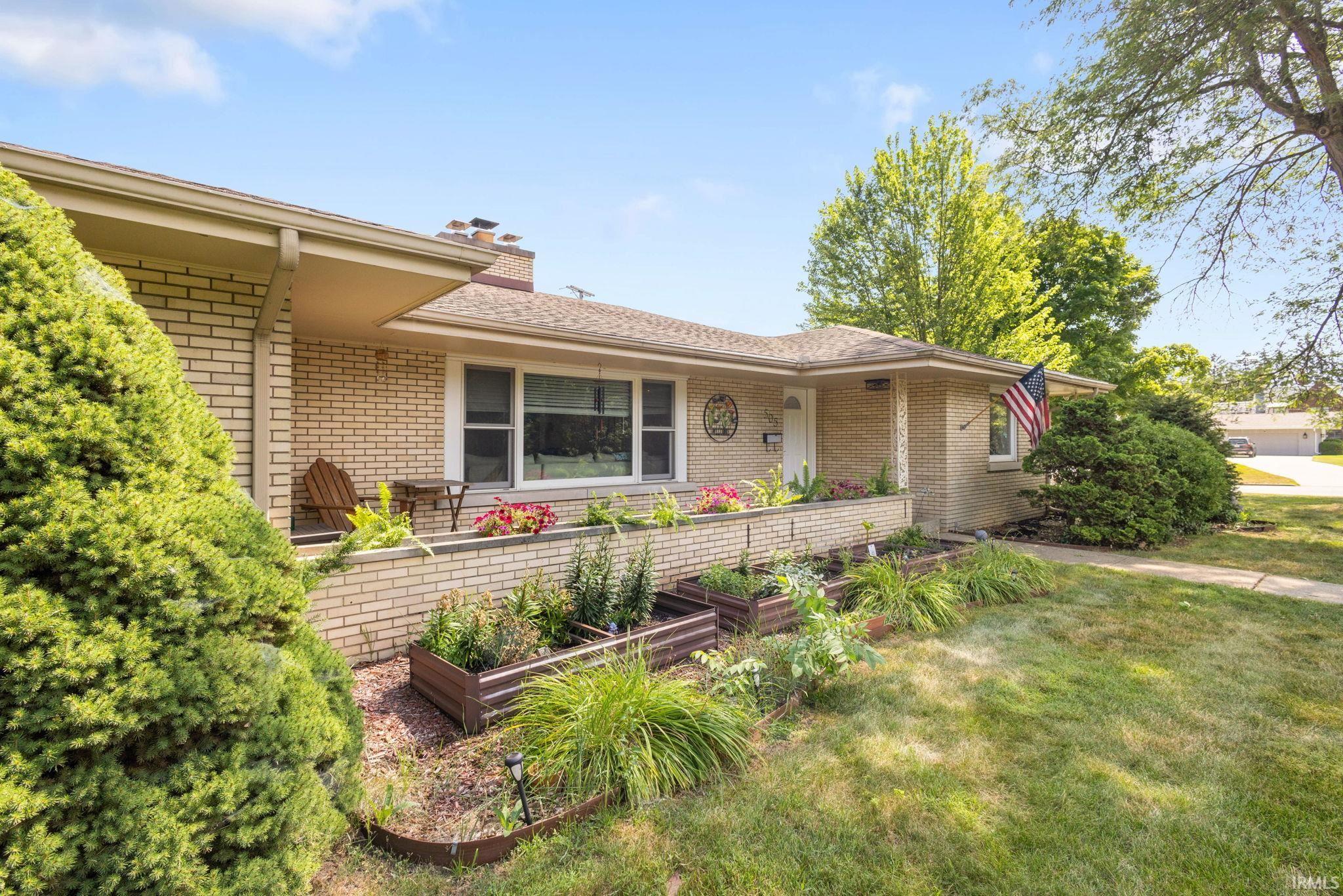 South Bend, Indiana 46617, United States, 4 Bedrooms Bedrooms, ,3 BathroomsBathrooms,Residential,Active,169717