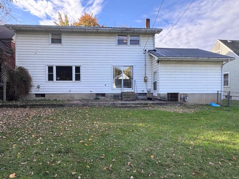 Tiny photo for 328 Montgomery Street, Logansport, IN 46947 (MLS # 202644976)