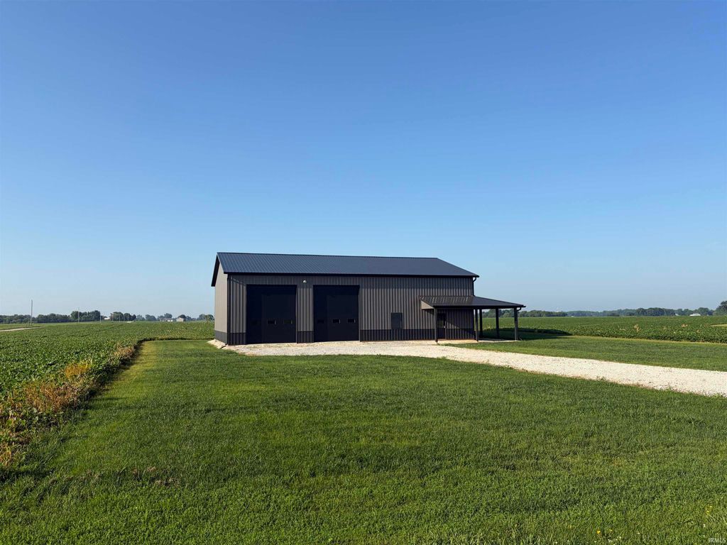 Photo of 175 N 725 east Crossroads, Monticello, IN 47960 (MLS # 202626566)