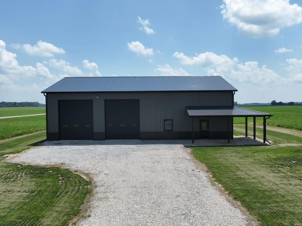 Photo of 175 N 725 east Crossroads, Monticello, IN 47960 (MLS # 202626566)