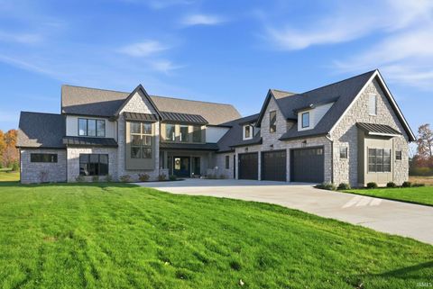 Photo of 594 Contour Cove, Huntertown, IN 46748 (MLS # 202548958)