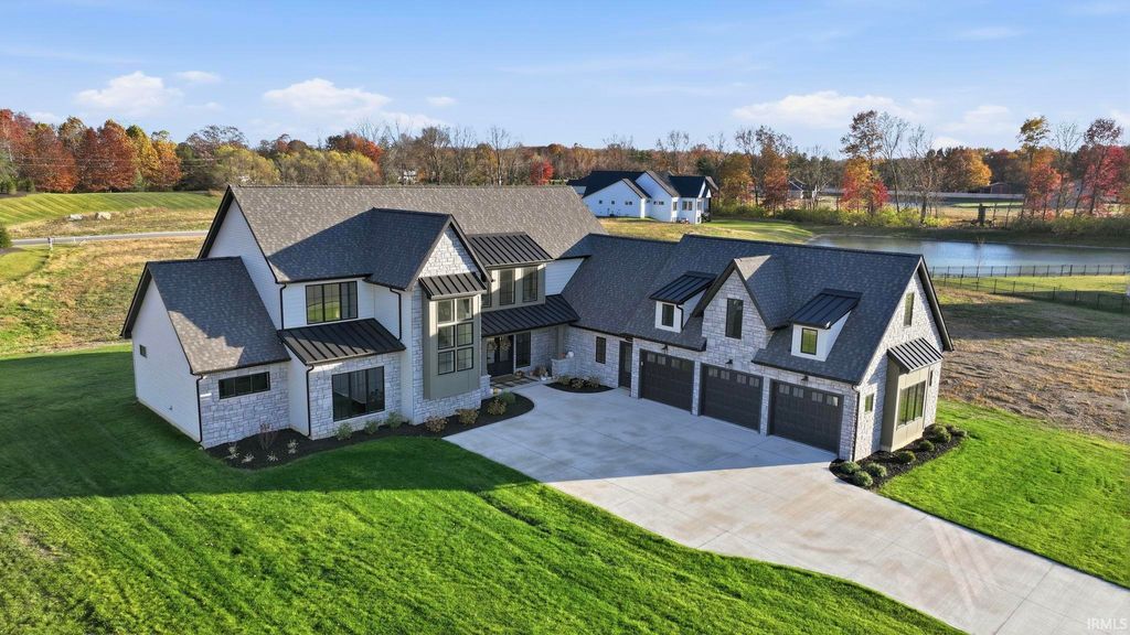 Photo of 594 Contour Cove, Huntertown, IN 46748 (MLS # 202548958)