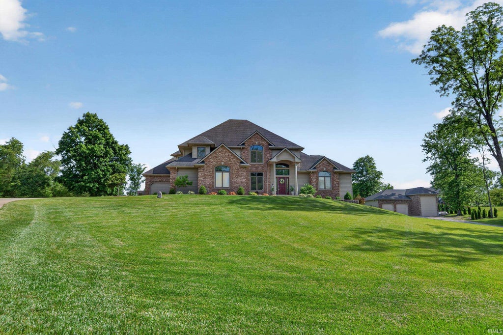Photo of 2131 W LANTERN Lane, Marion, IN 46952 (MLS # 202621549)
