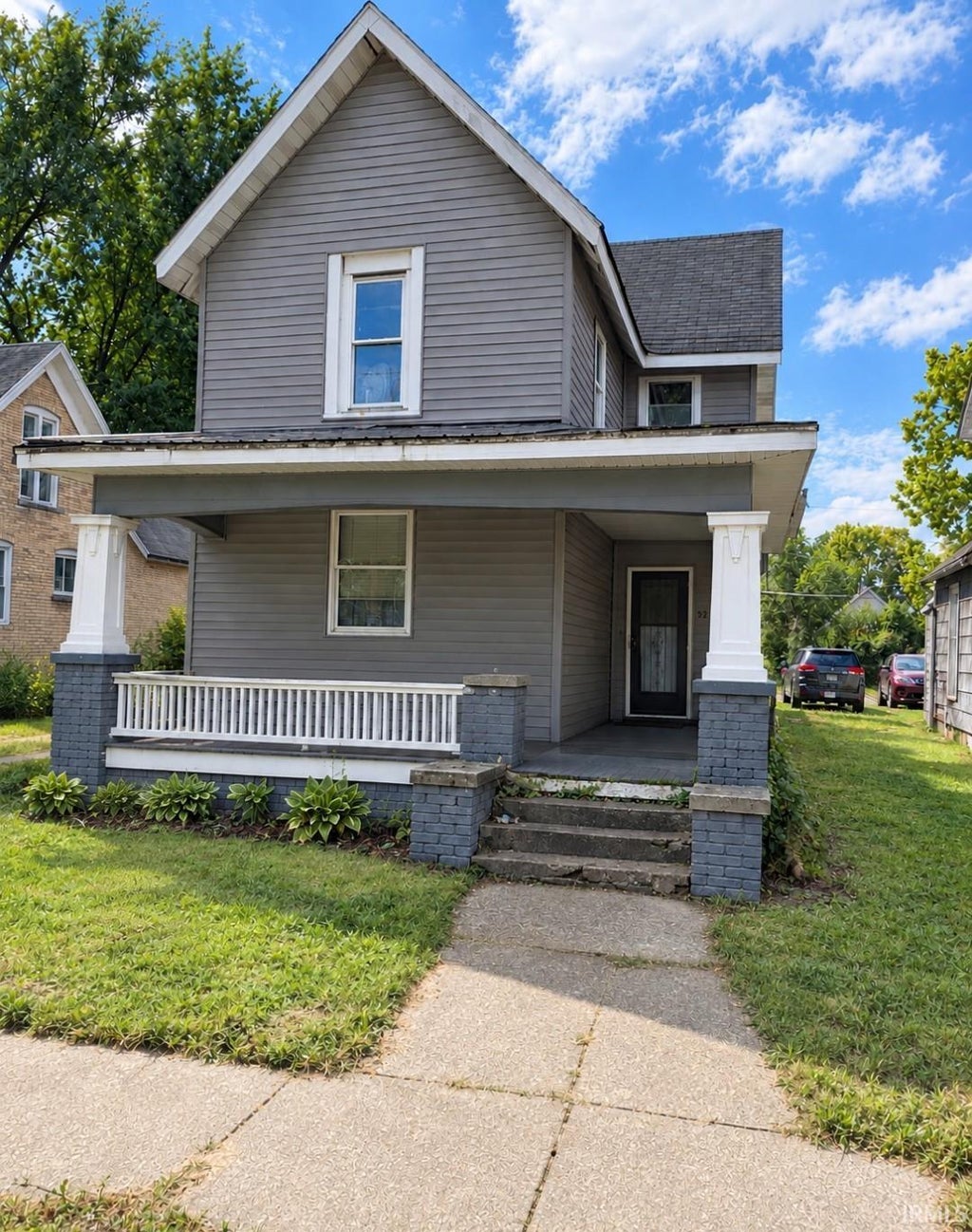 Photo of 925 S 2Nd Street, Elkhart, IN 46516 (MLS # 202639278)