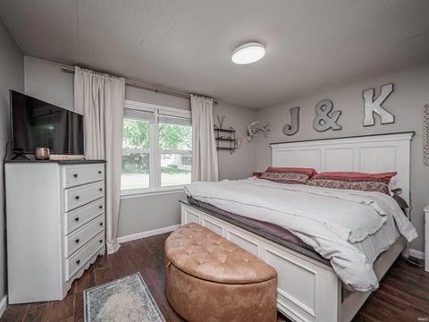 Tiny photo for 2014 Eastland Court, Evansville, IN 47715 (MLS # 202634739)