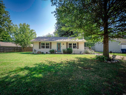 Tiny photo for 2014 Eastland Court, Evansville, IN 47715 (MLS # 202634739)