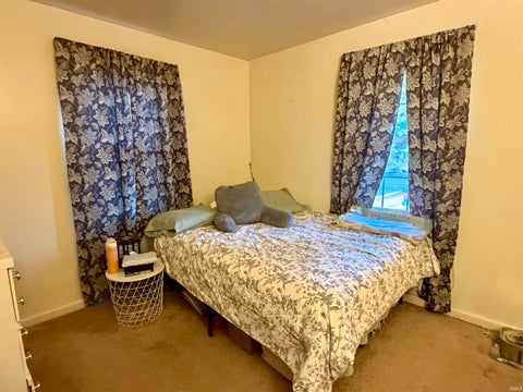 Tiny photo for 705 Lynnwood Drive, Logansport, IN 46947 (MLS # 202640292)