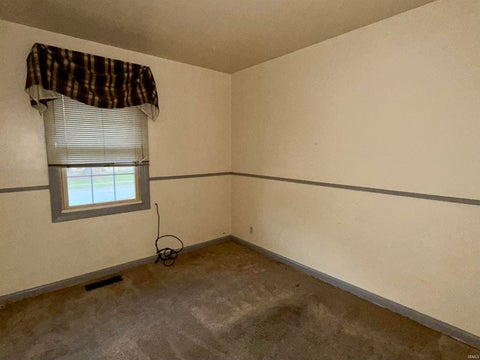Tiny photo for 705 Lynnwood Drive, Logansport, IN 46947 (MLS # 202640292)