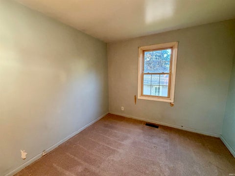 Tiny photo for 705 Lynnwood Drive, Logansport, IN 46947 (MLS # 202640292)