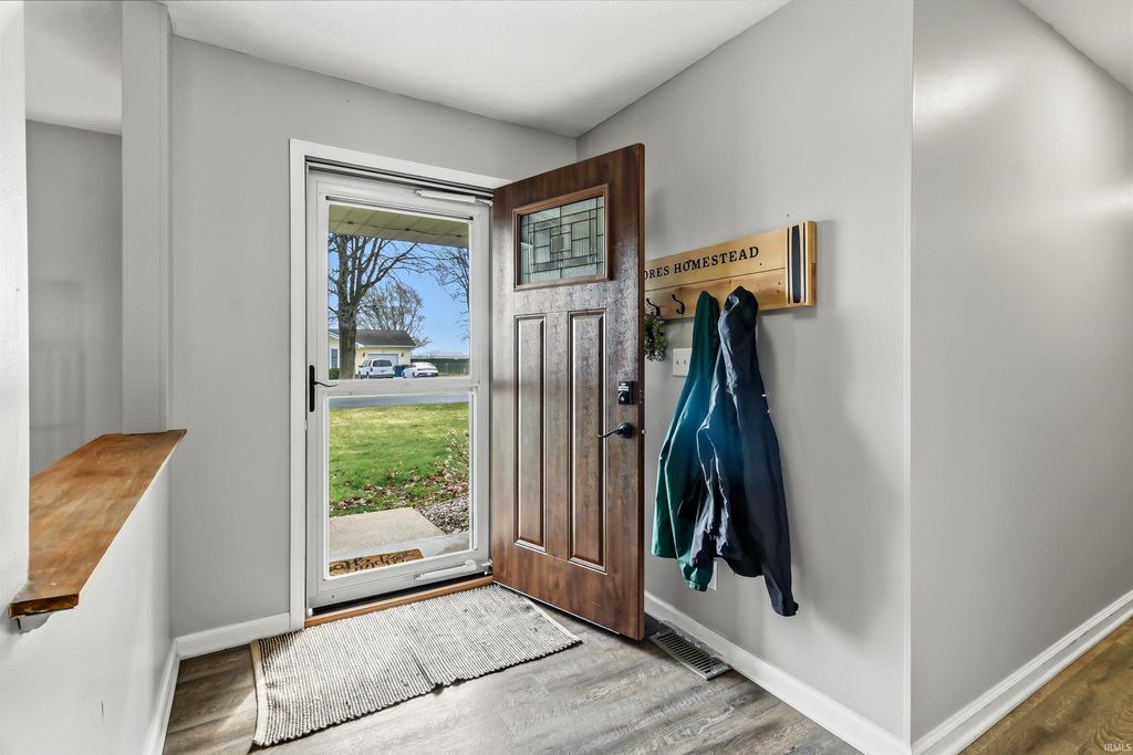 Photo of 715 Laura Lane, Sweetser, IN 46987 (MLS # 202611380)