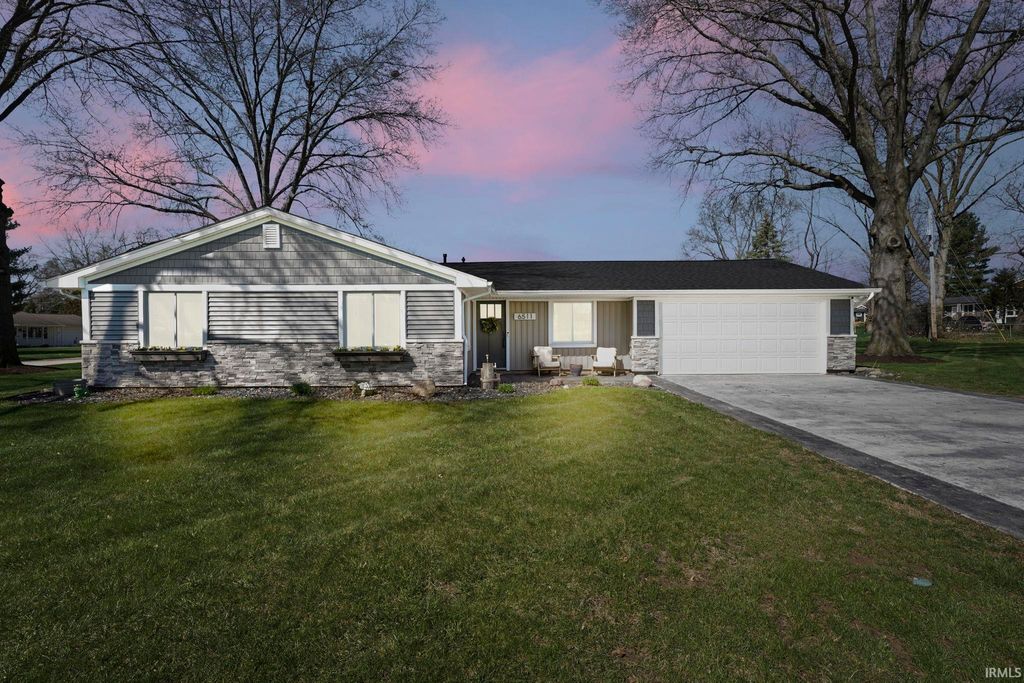 Photo of 6511 Allenwood Drive, Fort Wayne, IN 46835 (MLS # 202611920)