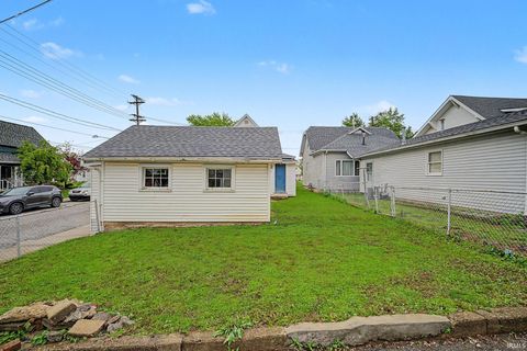 Tiny photo for 358 Sims Street, Frankfort, IN 46041 (MLS # 202616990)