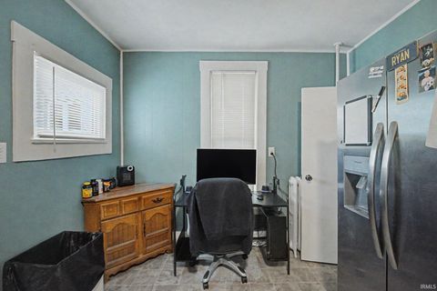 Tiny photo for 358 Sims Street, Frankfort, IN 46041 (MLS # 202616990)
