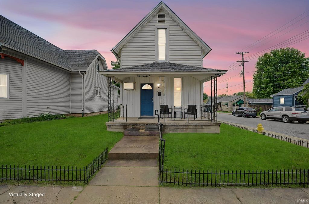 Photo of 358 Sims Street, Frankfort, IN 46041 (MLS # 202616990)