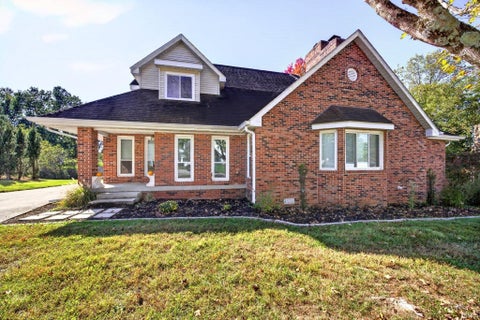 Photo of 2380 E Linden Hill Drive, Bloomington, IN 47401 (MLS # 202641700)