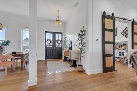 Tiny photo for 4614 N Triple Crown Drive, Bloomington, IN 47404 (MLS # 202625473)