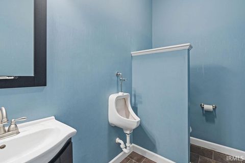 Tiny photo for 670 E 400 SOUTH, Kokomo, IN 46902 (MLS # 202545436)