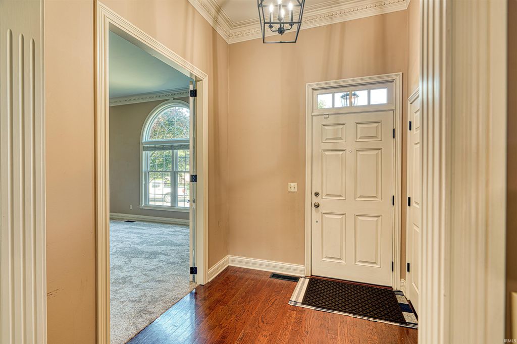 Photo of 7533 Chapel Hill Court, Newburgh, IN 47630 (MLS # 202624446)