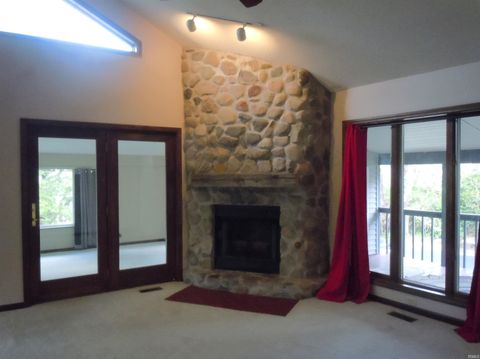 Tiny photo for 205 Ln 101 Jimmerson Lk, Angola, IN 46703 (MLS # 202615946)