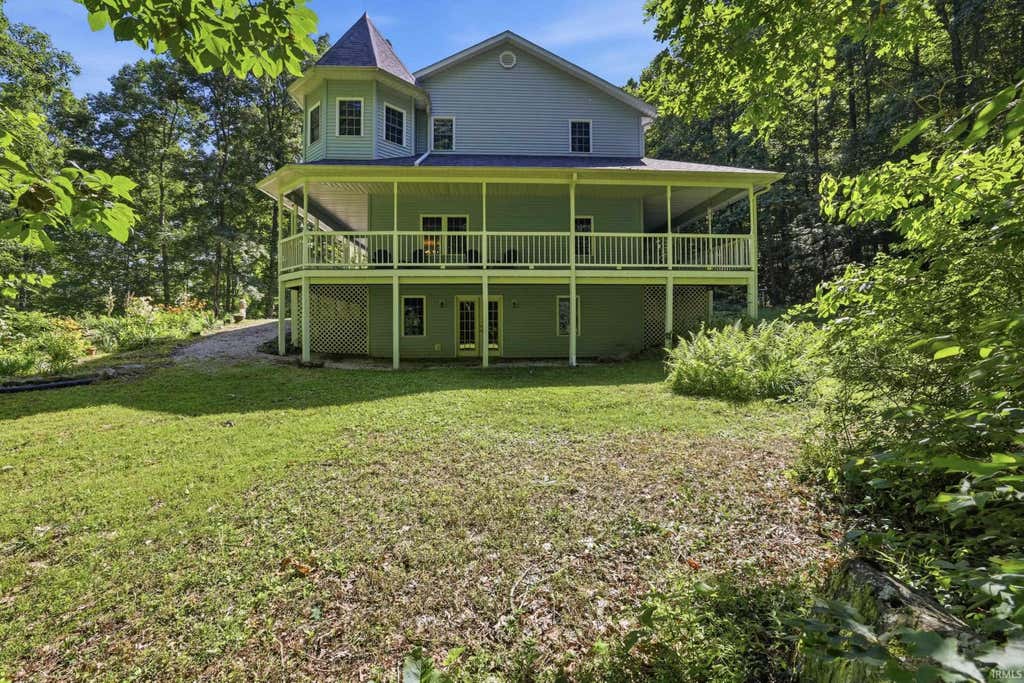 Photo of 10804 E State Road 58, Bloomfield, IN 47424 (MLS # 202625692)