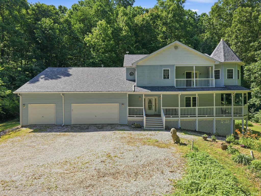 Photo of 10804 E State Road 58, Bloomfield, IN 47424 (MLS # 202625692)