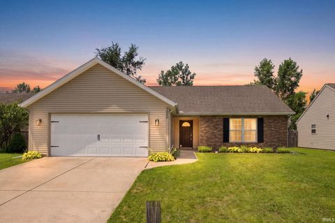 3886 Chenango Place, West Lafayette, IN 47906, 3 Bedrooms, 2 Full Bathrooms, 1340 Sq Ft., Single Family, MLS#: 202629470, Status: NEW LISTI photo 3