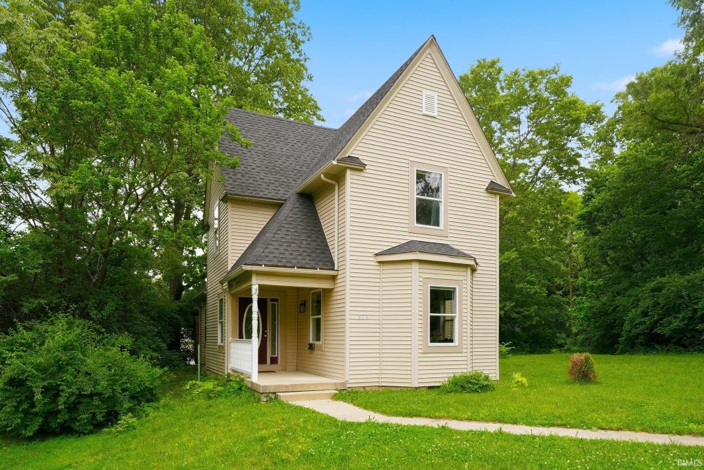 Photo of 614 Romig Street, Lafayette, IN 47901 (MLS # 202621627)