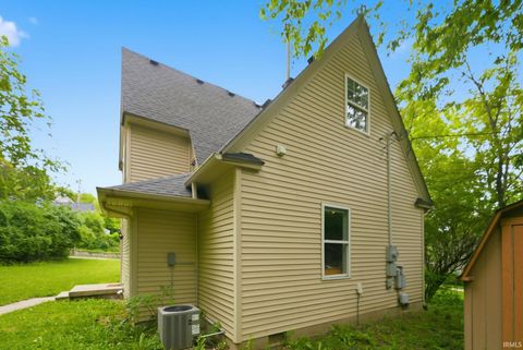 Tiny photo for 614 Romig Street, Lafayette, IN 47901 (MLS # 202621627)