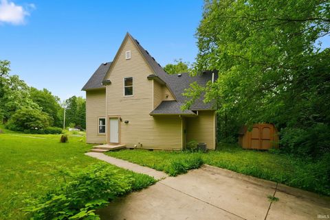 Tiny photo for 614 Romig Street, Lafayette, IN 47901 (MLS # 202621627)