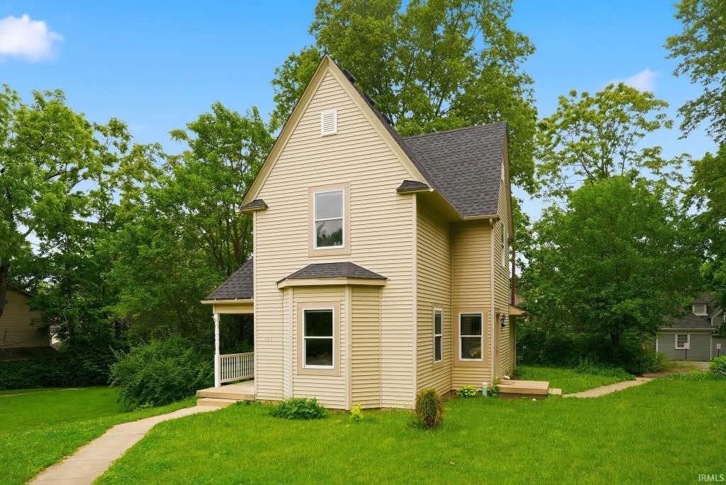Photo of 614 Romig Street, Lafayette, IN 47901 (MLS # 202621627)
