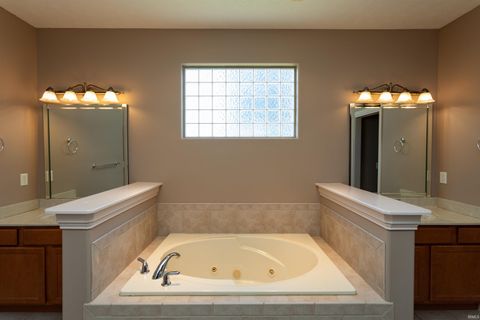 Tiny photo for 474 Sinclair Drive, West Lafayette, IN 47906 (MLS # 202603483)