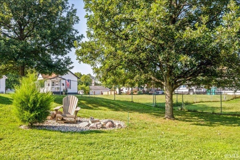 Tiny photo for 526 E Walnut Street, Greentown, IN 46936 (MLS # 202638099)