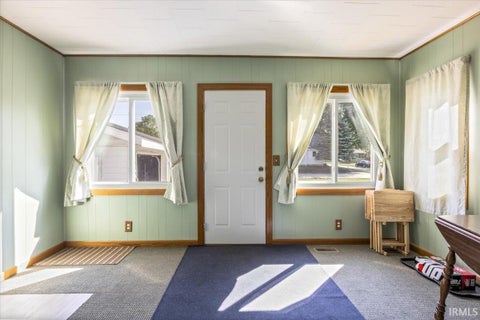 Tiny photo for 526 E Walnut Street, Greentown, IN 46936 (MLS # 202638099)