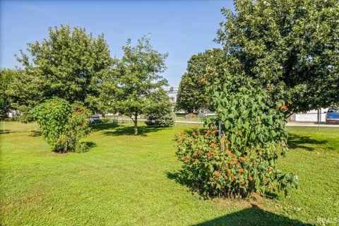 Tiny photo for 526 E Walnut Street, Greentown, IN 46936 (MLS # 202638099)