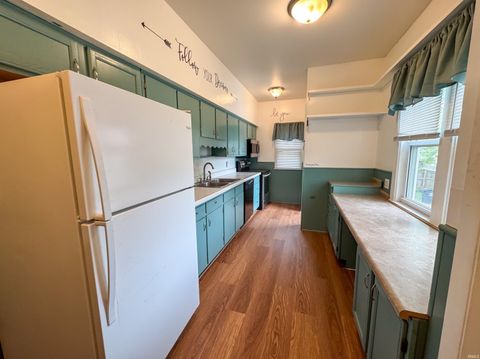 Tiny photo for 511 W Sycamore Street, Kokomo, IN 46901 (MLS # 202617268)