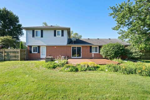 Tiny photo for 2812 W 300 S, Kokomo, IN 46902 (MLS # 202625382)
